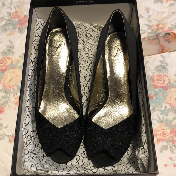 Adrianna Papell Shoes - Adrianna Papell Black Satin Heels